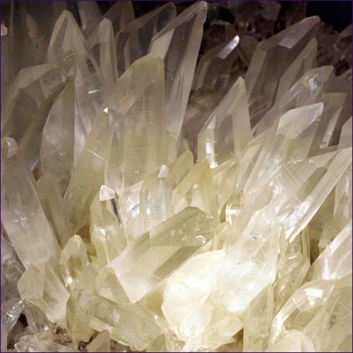 Clear Quartz Crystal Healing and Manifestation